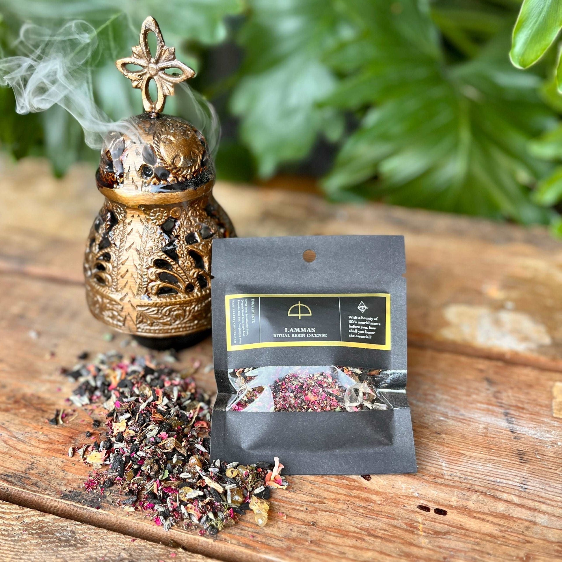 Savor the essence of Lammas with our Lammas | Essential Ritual Resin Incense. This captivating blend features resins of dragon's blood, frankincense, and styrax, intertwined with botanicals of apple, comfrey, lavender, moss, and rose. Crafted to align with the energies of harvest and abundance, this resin incense enhances your Lammas rituals with a rich and aromatic experience. Ignite the spirit of the season with this carefully curated blend.