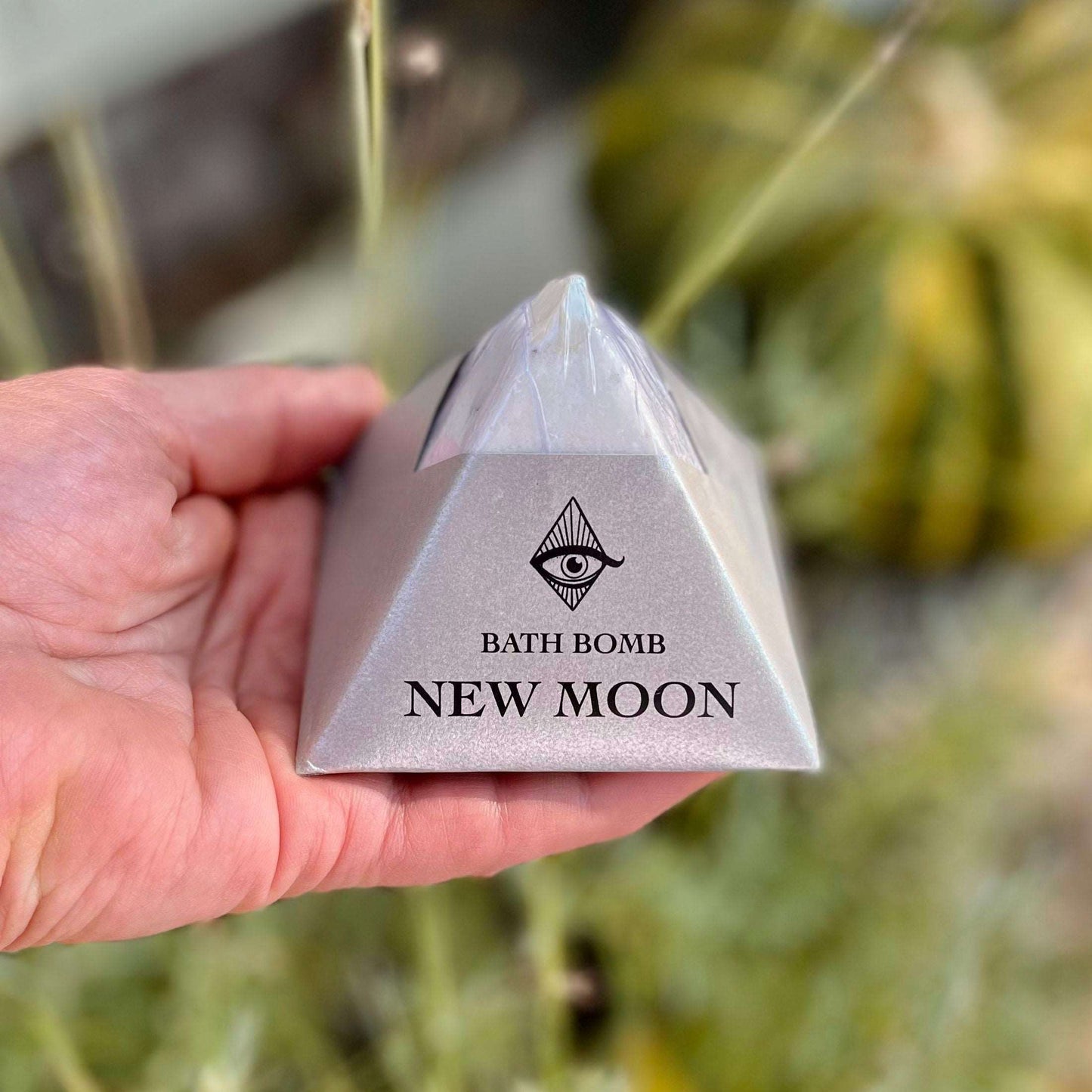 Set the tone for new beginnings with our New Moon Intention Bath Bomb, featuring a refreshing blend of organic essential oils of Rosemary, Tea Tree, and Mint. Immerse yourself in the revitalizing scents as you soak in the tub, setting positive intentions for the lunar cycle ahead. Elevate your self-care routine with this invigorating and mindful bathing experience.