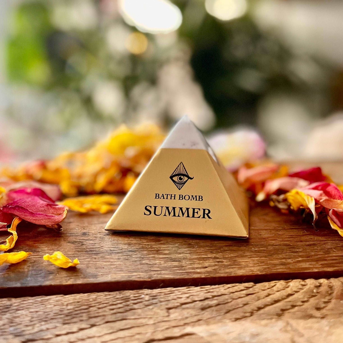 Immerse yourself in the warmth of summer with our Litha | Summer Solstice Bath Bomb. Crafted with the harmonious blend of Basil, Petitgrain, and Vetiver organic essential oils, this bath bomb invites you to embrace the vibrant energy of the sun's peak. Indulge in the grounding and uplifting scents that evoke the essence of summer solstice. Let the enchanting fragrance inspire feelings of balance and connection to nature as you bask in the radiant glow of Litha.